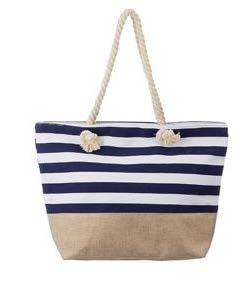 Die Shopping Bag Blu überzeugt mit ihrem frischen Streifen Design in Blau und Weiß – eine maritime Canvas Tasche, die als stylische Strandtasche oder als charmante Alltagsbegleiterin punktet.